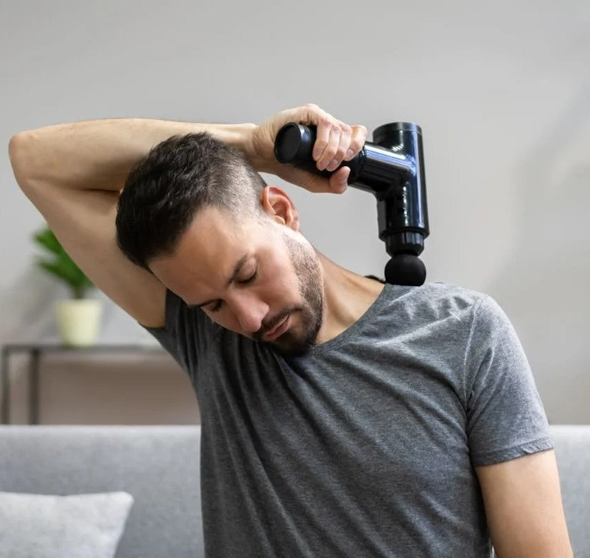 Massage Pro™ – Pistola Masajeadora Silenciosa y Potente – Masajes Profesionales Desde Casa 🏠